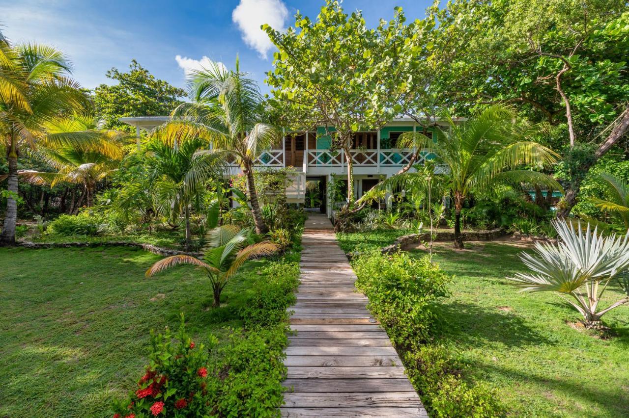 Camp Bay Lodge ภายนอก รูปภาพ